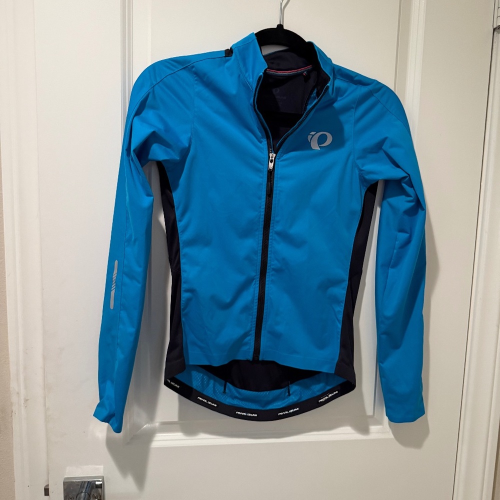 Lightweight cycle jacket'